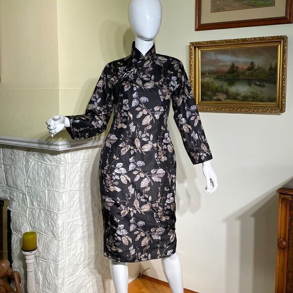 Chinese Silk Handmade Qipao Dress - Picture 2 of 16